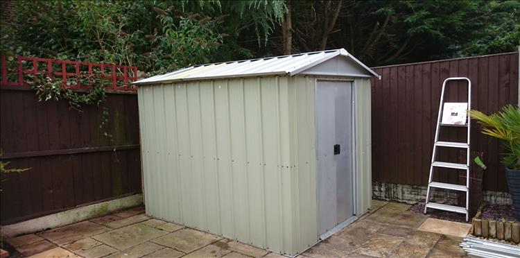 A smaller shed, the old shed where Sharon's 125 and then 250 had been living