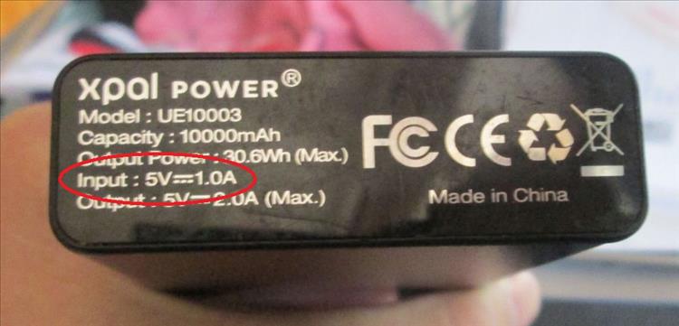 The input on Ren's power bank show 1 amp at 5 volts.
