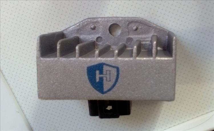 The reggy reccy is clearly marked with a "H" on a shield shape