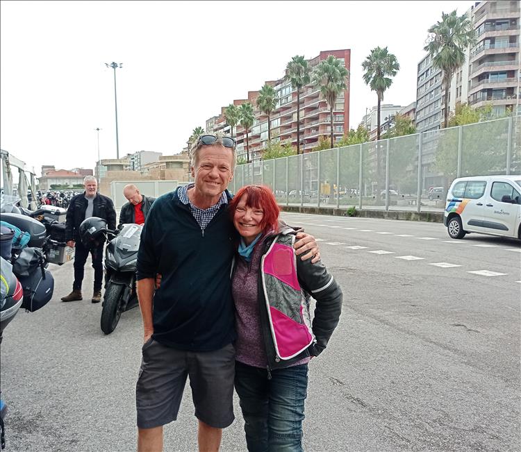 Jamie the BAT reader and Sharon share a hug at the port