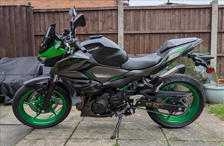 The Z500 SE Performance in almost brand new condition
