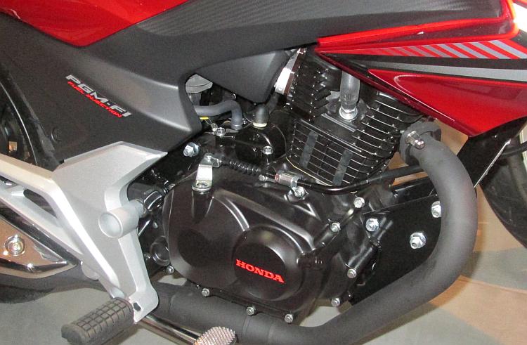 The simple and effective motor in the CB125F
