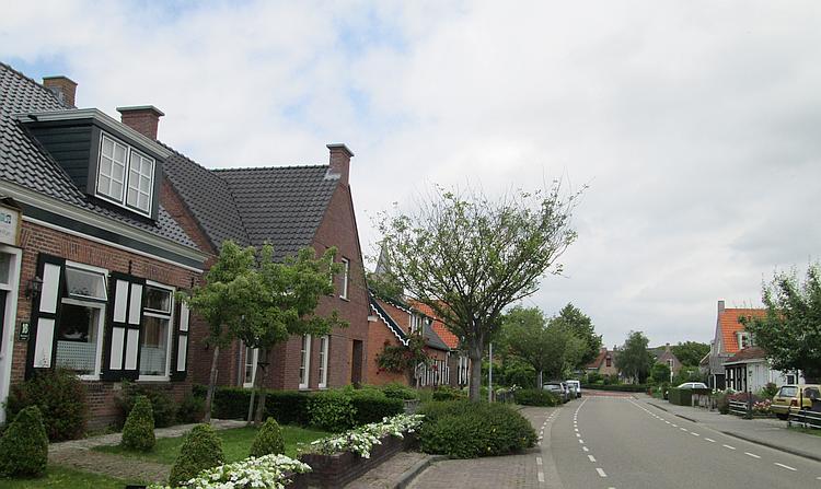 A lovely Dutch property along a pleasant street in Oostkapelle