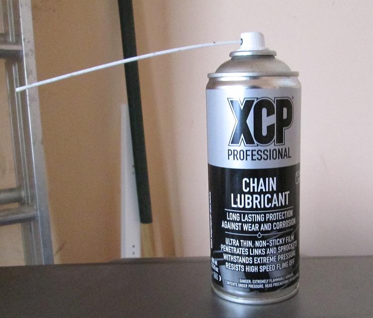 xcp-pro-chain-lube-can-front.jpg