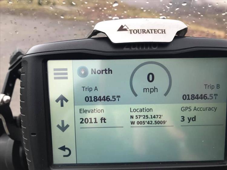 Andy GPS screen reads a height of 2011 feet