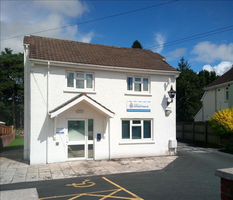 The small white painted house that is Llandovery police station