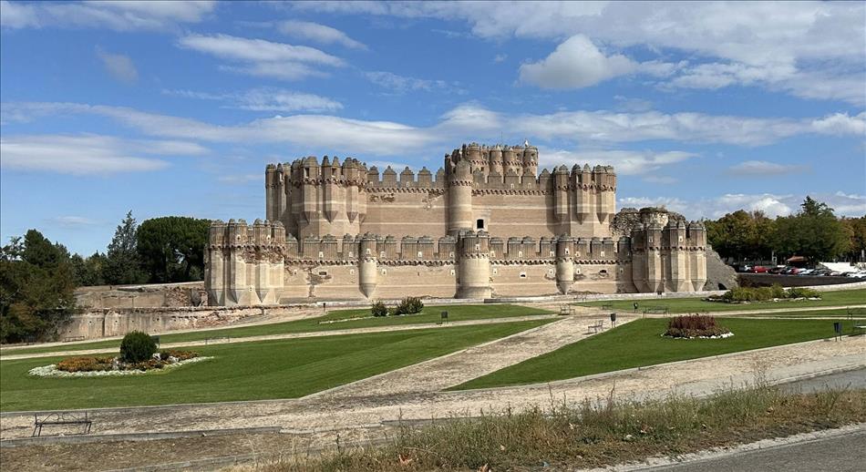 Closer to the castle it looks almost new it's in such condition