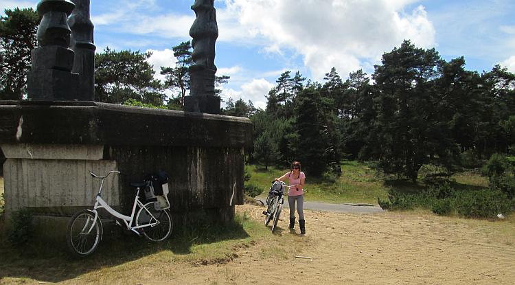 Sharon, 2 bicycles and a monument in a national park